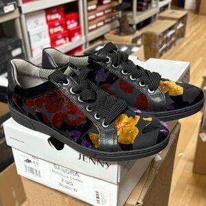 Jenny Women's Black Floral Sneakers